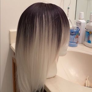 Ombré wig Platinum and black brand new!!!